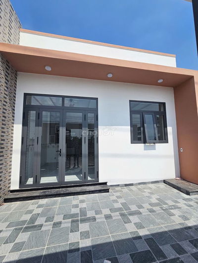 Bán Nhà Giá Rẻ Bình Chuẩn Thuận An 950tr 100m2.Đang cho thuê 7tr/tháng