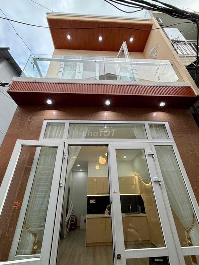 Nhà đẹp 2 tầng mới 100% như hình giá tốt