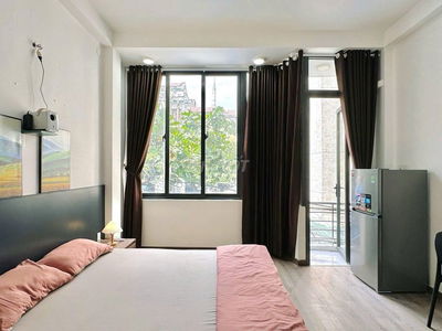 PHÒNG BAN CÔNG MỚI XÂY - TIỆN NGHI NGAY NHÀ GA T3