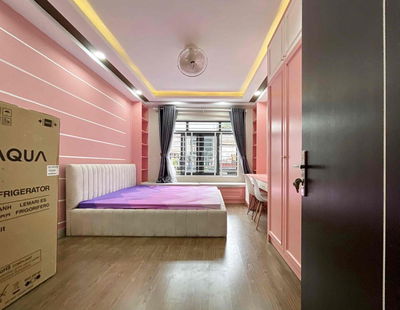 Cho thuê căn hộ dịch vụ gần Vạn Hạnh Mall đầy đủ nội thất cửa sổ lớn