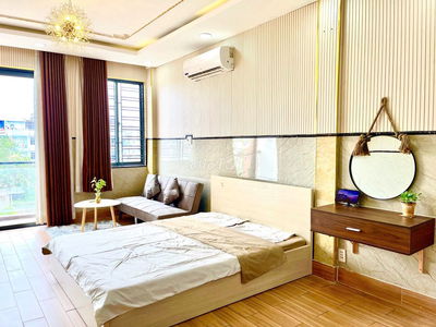 Phòng Ban Công Full Nội Thất Siêu Rộng, Gần bến xe Q.8 - 2 cơ sở UEH