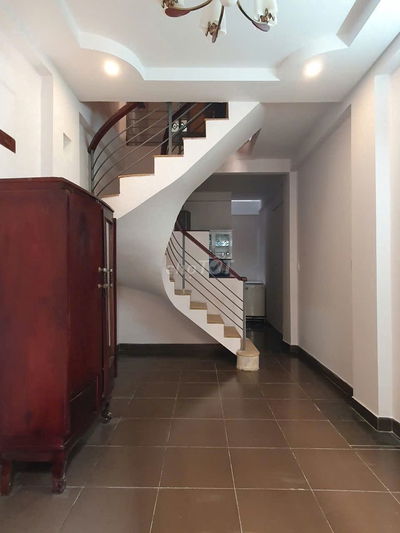 Cho thuê nhà đường Trần Quốc Thảo phường Xuân Hòa, 3 phòng ngủ.