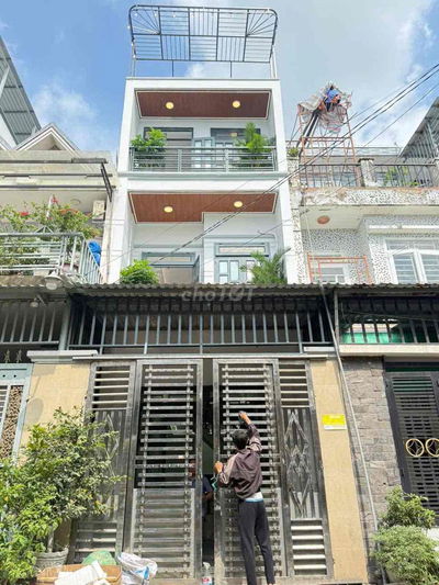 Chỉ Hơn 4 tỷ sở hữu nhà 2 lầu Hẻm 8m Thạnh Lộc Q12