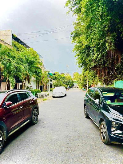 Biệt thự khu nội bộ Nguyễn Hữu Dật, 3 tầng (10x18m), có hồ bơi.