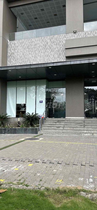 Quận 7 cho thuê Shophouse 17tr/th 110m2 ngăn 4 phòng, sẵn 4 máy lạnh