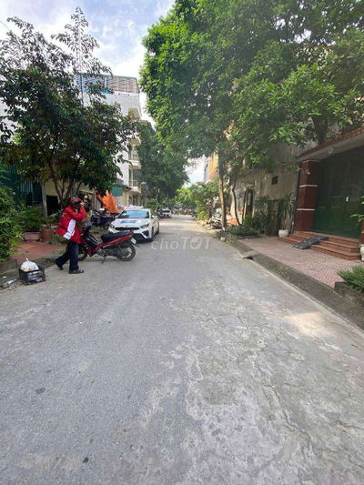 45m 11.94 TỶ NHÀ PHÂN LÔ VỈA HÈ OTO TRÁNH THANG MÁY KINH DOANH ĐỈNH