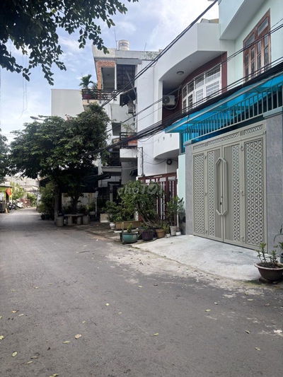 Hẻm 86 ĐÌNH PHONG PHÚ Q9 - NHÀ C4 MỚI ĐƯỜNG Ô TÔ QUAY ĐẦU ĐƯỜNG ĐẸP