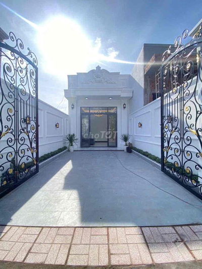 Nhà mới xây tân cổ điển Tân Mỹ Chánh, Mỹ Tho