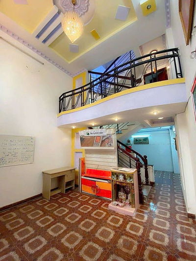 NHÀ MỚI SƠN SỬA - 4*12M 1 TRỆT 1 LỬNG 1 LẦU GỒM 3PN-2WC CÓ MÁY LẠNH