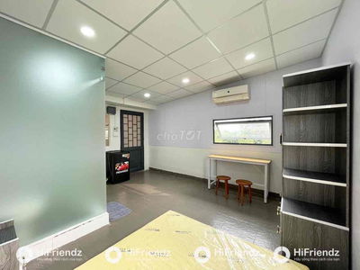 CHO THUÊ CĂN STUDIO CỬA SỔ TRỜI GIÁ RẺ RỘNG 30m2 ĐẦY ĐỦ NỘI THẤT