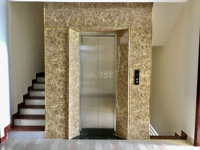 Bán nhà phố 4 tầng, DT 7x17m, sổ hồng, đường 14 mét đối diện công viên