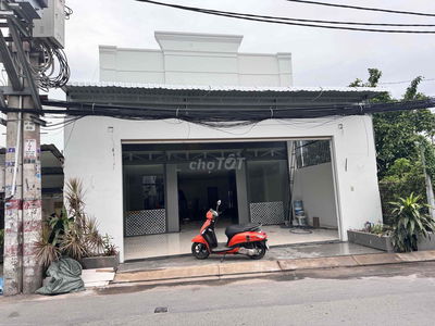 nhà mặt tiền 181m2 cho thuê nguyên căn lâu dài