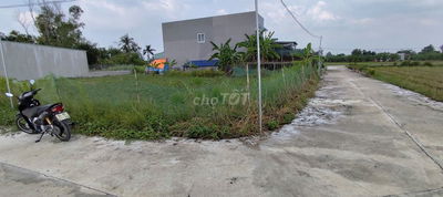 Cần tiền bán gấp lô đất 2 mặt tiền xã Phước Vân, Cần Đước, Long An