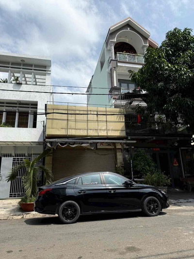 Bán nhà cấp 4 mặt tiền đường 53C dt 5x16 . Giá 7,35tỷ