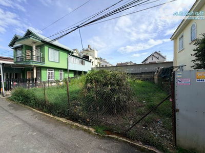 Đất 260m2 full xây dựng chỉ 10 tỷ - Bán lô đất đường Trần Quý Cáp - P10 - Đà Lạt