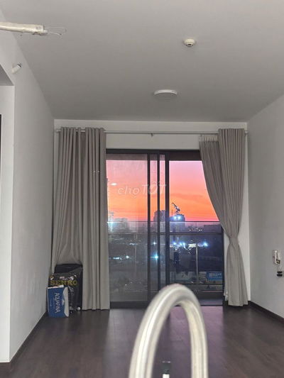 Cho thuê 1pn thường trong căn hộ 3pn chung cư Mizuki Park lên Q1 20p