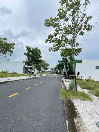 Bán miếng đất 100m2 đường N5 Lô HT5-40 KĐT TNR, chính chủ.