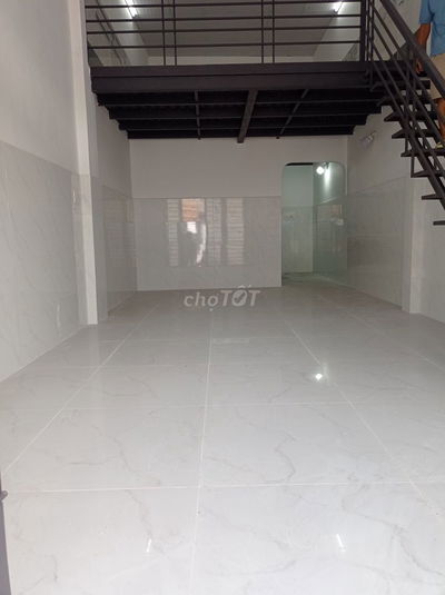 Nhà Cho Thuê Trệt Lửng Hẻm Xe Hơi Nguyễn Tư Giản Gò Vấp