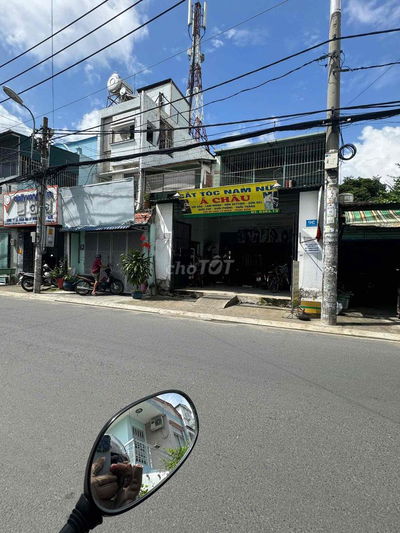 nhà cấp 4 đường đông hưng thuận 11 phường ĐHT Q12 dt: 81m2