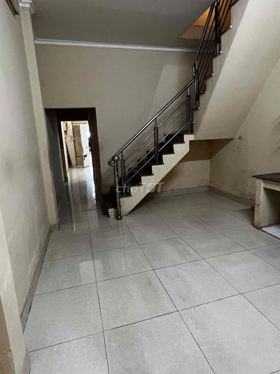 GẦN ĐẶNG VĂN BI- CHỢ THỦ ĐỨC NHÀ 1 TRỆT 1 LẦU 2PN 1WC SÂN RỘNG Ở +VPCT