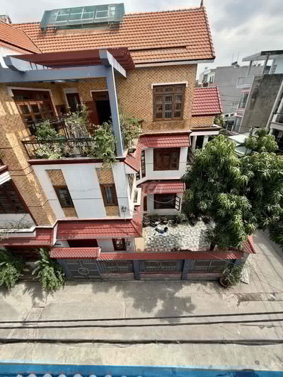 NHÀ GÓC 2 MẶT TIỀN HẺM XE TẢI VÒNG VÒNG KHU MÃ LÒ