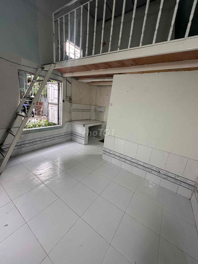 cho thuê phòng có gác 18m2 linh đông thủ đức