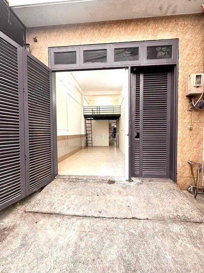 Cho Thuê Mặt Bằng, Có gác thông thoáng có thể ở lại