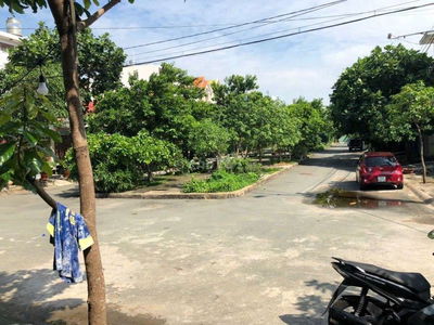 Đất Đường 25 Khu Ven Sông Sài Gòn 10x24m Sổ hồng view công viên