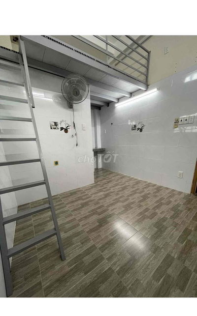 phòng mới xây đẹp an ninh có camera