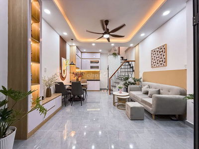 Nhà 25m2 4 tầng full nội thất hẻm ngay chợ Nguyễn Đình Chiểu Phú Nhuận