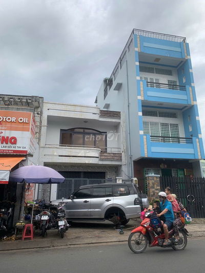 MẶT TIỀN VĂN THÂN VỊ TRÍ CỰC ĐẸP 150m2 (6x27) Q.6