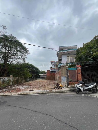 Bán Đất Kiệt LÊ VĂN HIẾN _ Gần Cầu TIÊN SƠN _ Cách Biển 800M