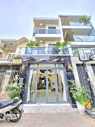 NHÀ 3 LẦU 4X15 HẺM XE HƠI THÔNG KẾ Q7