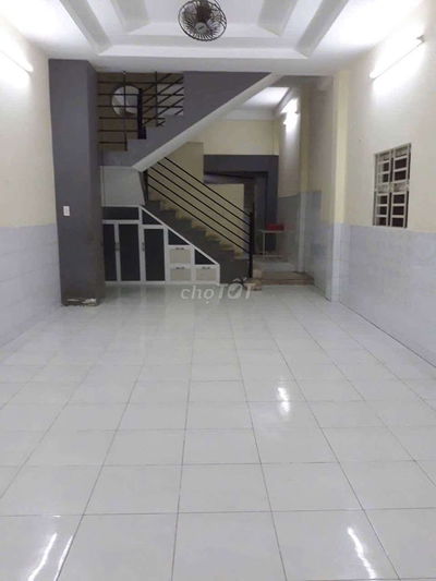 Nhà nguyên căn 4x20 . 1 trệt 1 lầu 2 phòng ngủ 2vc