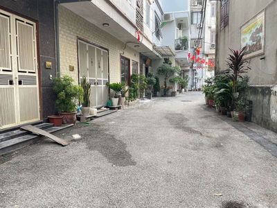 BÁN NHÀ GẦN AEON.LONG BIÊN, 4TẦNG, NGÕ THÔNG, RỘNG, 20M RA ÔTÔ TRÁNH