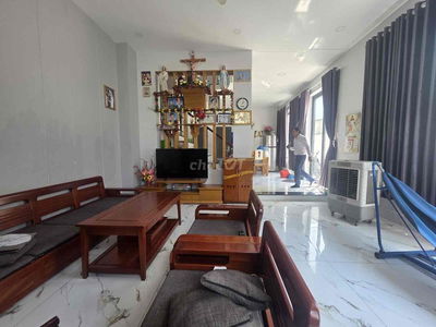 Bán Nhà 3 Tầng 130m2 Ngay Chợ Tam Hà Phường Tam Phú Thủ Đức