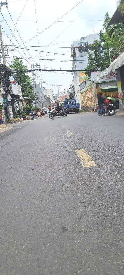 Nhà mặt tiền giao Nguyễn Ánh Thủ SHR để kinh doanh, chỉ 3.6 t.ỷ