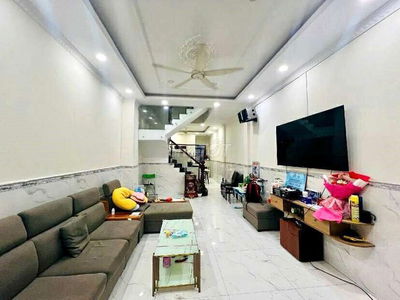 NHÀ ĐẸP 3 TẦNG, 3PN, 4WC.TRUNG TÂM DĨ AN.GIÁ 4,9 TỶ Tl