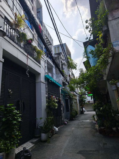 48M² 4TầngBTCT  HXH Thông 1Sẹc Gần Mặt Tiền Đường Gần Trường Nguyễn Du