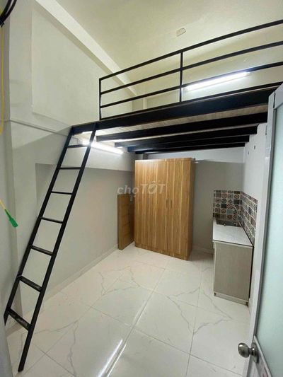 PHÒNG TRỌ CÓ GÁC NỘI THẤT CƠ GẦN ĐH VĂN HIẾN