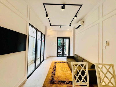 8,45 tỷ - Nhà góc Bùi Viện Q1  2 mặt hẻm, khai thác Airbnb tốt nhà mới