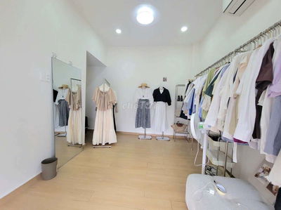 Quang Trung P10 Gần Siêu Thị VinCom 63M² Ngang 5m 4Tầng 6Phòng Ngủ