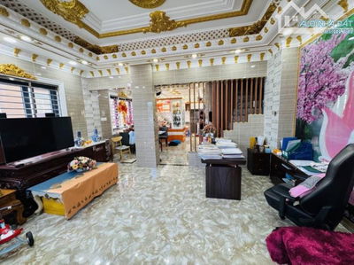 BÁN BIỆT THỰ LÔ GÓC 5 TẦNG, NGANG 10M - GARA Ô TÔ - THANG MÁY - CHỈ 32 TỶ