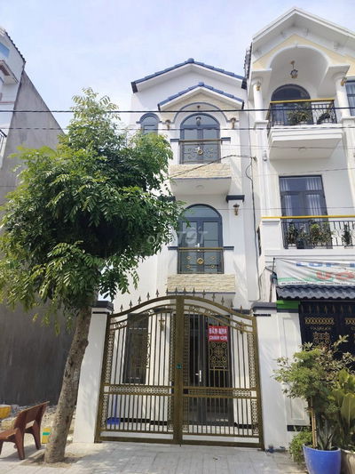 Nhà 1 trệt 2 lầu | 3PN | Phòng thờ, sân phơi | 60m2 | Giá rẻ nhất