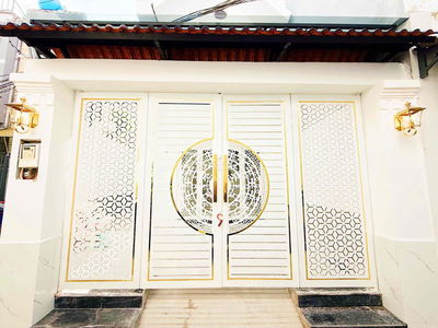 CHÍNH CHỦ BÁN NHÀ ĐANG HOÀN THIỆN HẺM XE HƠI 1886 THÔNG 1942 HUỲNH TẤN