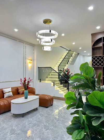 Bán Nhà Hẻm Oto Nguyễn Trung Trực . Ngay Trung Tâm TP