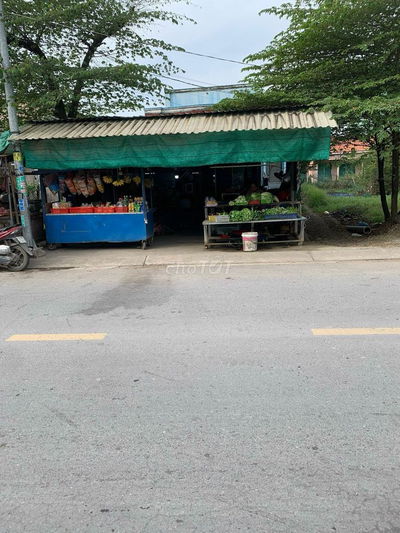 Cần 352m2 đất thổ cư mặt tiền dường chợ Chiều