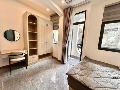 CHDV CAO CẤP LÊ THÁNH TÔN, ĐỐI DIỆN CHỢ BẾN THÀNH, VÀO Ở NGAY