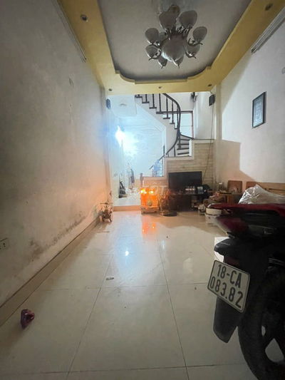 Cc Bán nhà Ngõ 38 Phương mai dt 35m2 Mt 3,6m xây 3 tầng khung 4,65 tỷ.