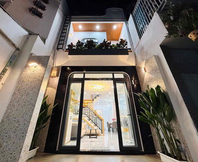 Kẹt tiền bán nhà Nguyễn Hữu Cảnh. Phường 22. Bình Thạnh. Giá 3 tỷ 250